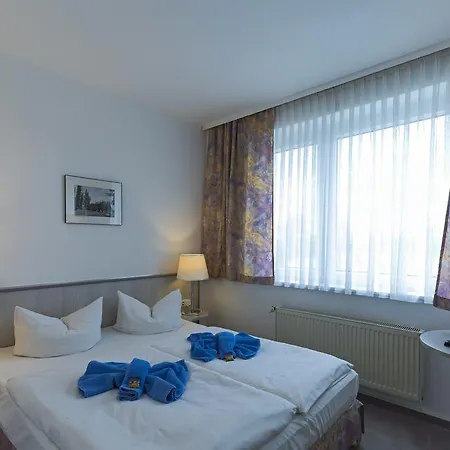 Big Reisehotel 3* Wolfen